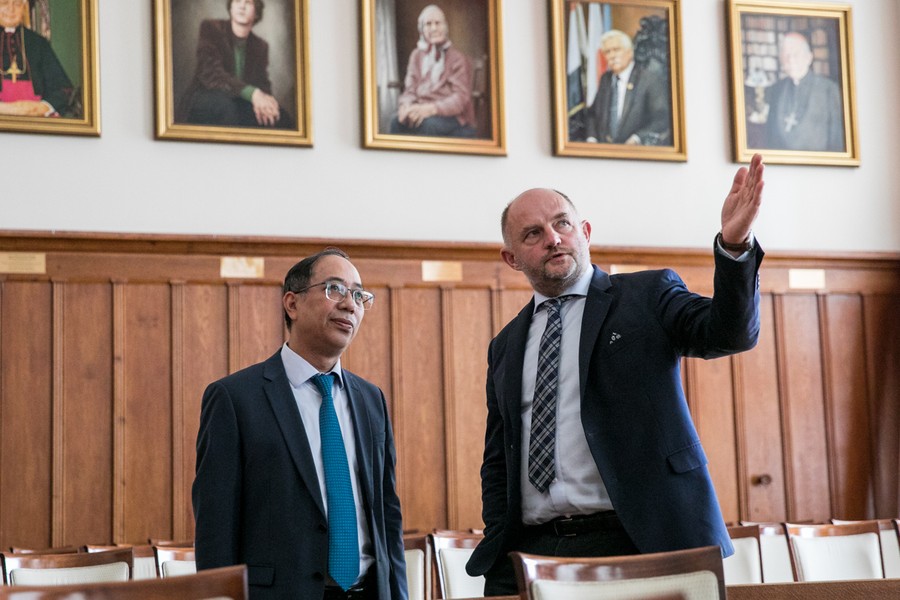 Spotkanie z ambasadorem Wietnamu JE Nguyenem Hungiem, fot. Andrzej Goiński/UMWKP
