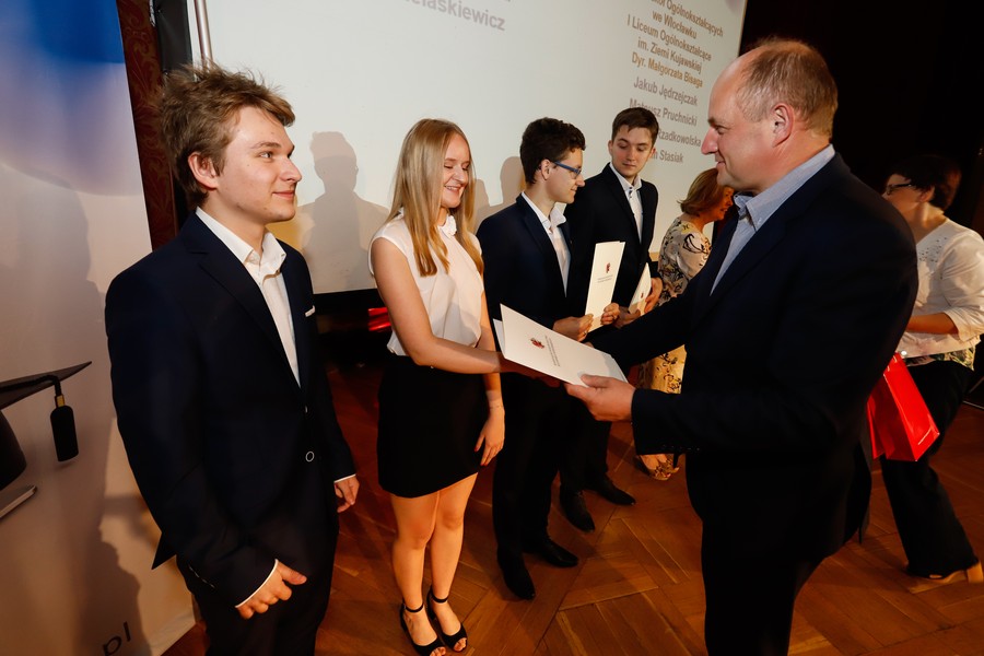 Uroczystość wręczenia wyróżnień najlepszym stypendystom projektu Humaniści na start! 2019 rok, fot. Mikołaj Kuras dla UMWKP