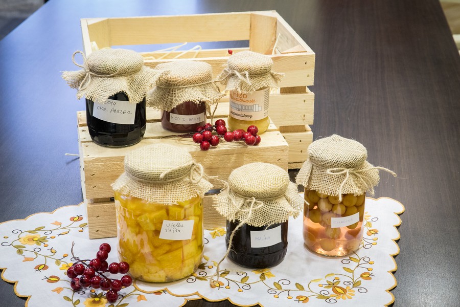 Domowe przetwory marszałka Piotra Całbeckiego, fot. Andrzej Goiński dla UMWKP