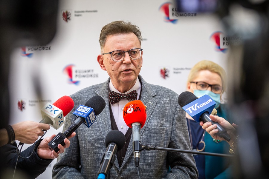 Konferencja wicemarszałka Zbigniewa Ostrowskiego w Książnicy Kopernikańskiej, fot. Szymon Zdziebło/tarantoga.pl dla UMWKP