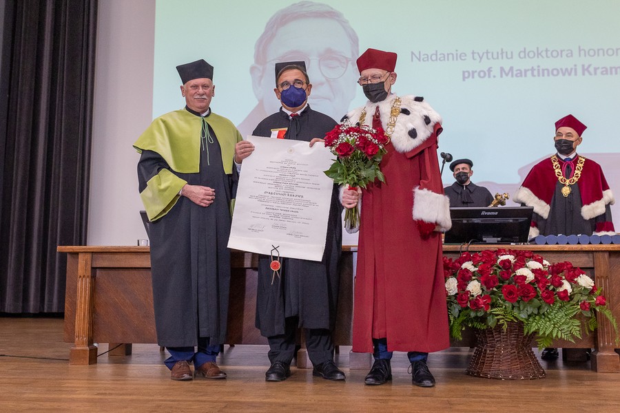 Obchody święta UMK, fot. Mikołaj Kuras dla UMWKP