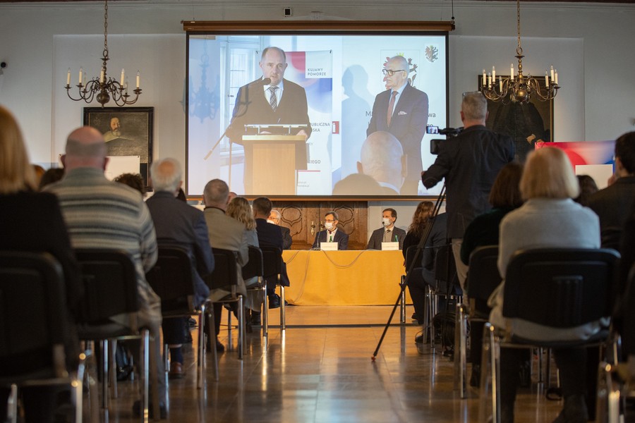 Konferencja „Dlaczego kodeks Korwina powinien zostać w Toruniu”, fot. Mikołaj Kuras dla UMWKP