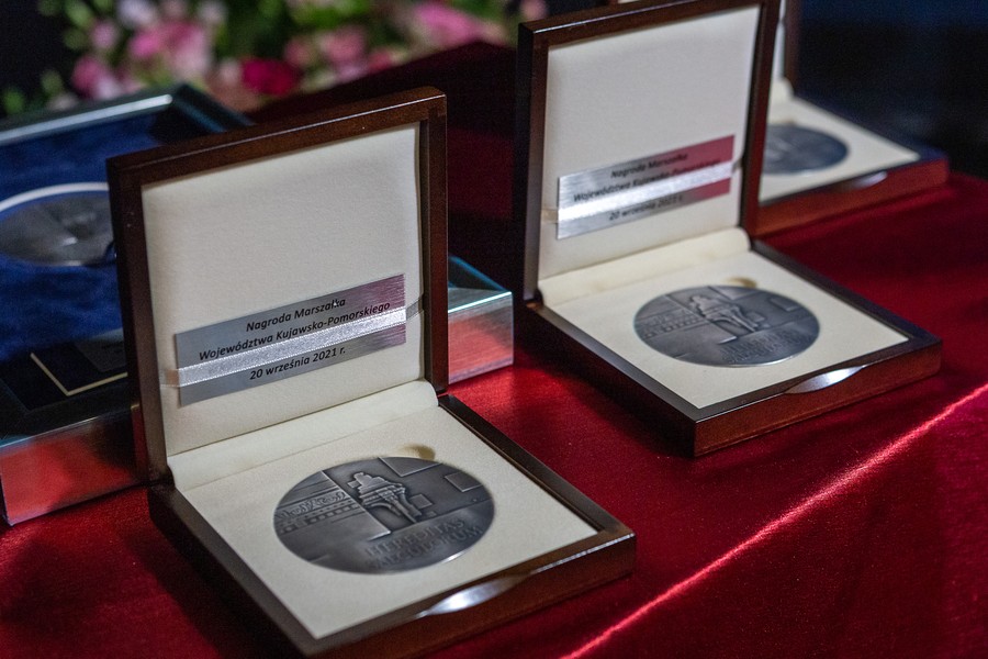 Ubiegłoroczne wręczenie medali Hereditas Saeculorum, fot. Szymon Zdziebło/tarantoga.pl