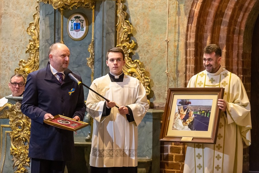 Obchody 30-lecia istnienia diecezji toruńskiej, fot. Szymon Zdziebło/tarantoga.pl dla UMWKP