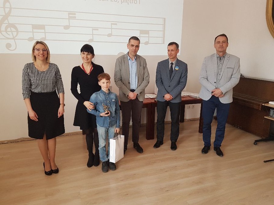 Gala wręczenia nagród laureatom Międzypowiatowego Festiwalu Piosenki Świątecznej w Języku Obcym Nastrój się na Święta