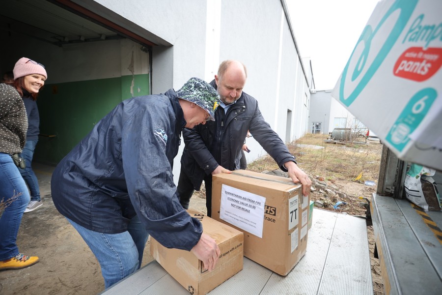 Dary z brytyjskiego Fife na Ukraińców, fot. Mikołaj Kuras dla UMWKP