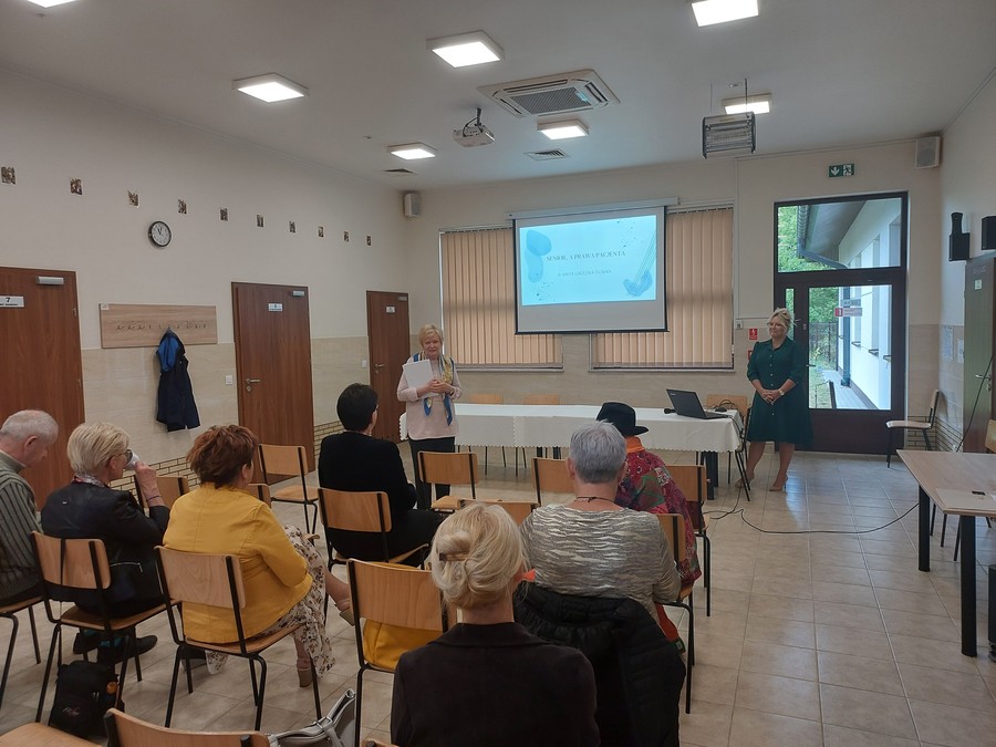 Uczestnicy X posiedzenia II kadencji Wojewódzkiej Rady ds. Polityki Senioralnej