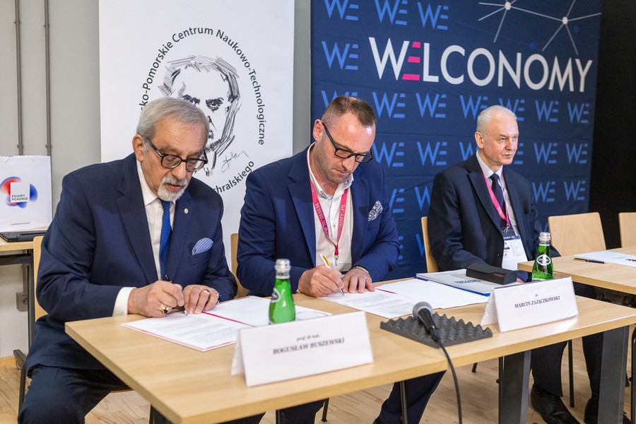 „Sens inwestowania w badania i naukę poprzez zdrowie, żywność i środowisko”, Welconomy Forum, fot. Szymon Zdziebło/tarantoga.pl dla UMWKP