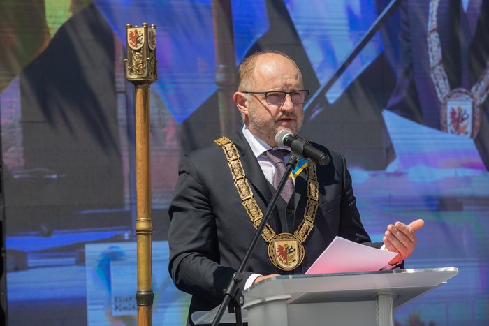 Wystąpienie marszałka województwa kujawsko-pomorskiego Piotra Całbeckiego, fot. Mikołaj Kuras dla UMWKP Wystąpienie marszałka województwa kujawsko-pomorskiego Piotra Całbeckiego, fot. Mikołaj Kuras dla UMWKP