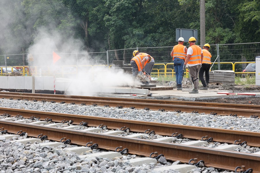 Finiszująca rewitalizacja linii Toruń-Chełmża, fot. Mikołaj Kuras dla UMWKP