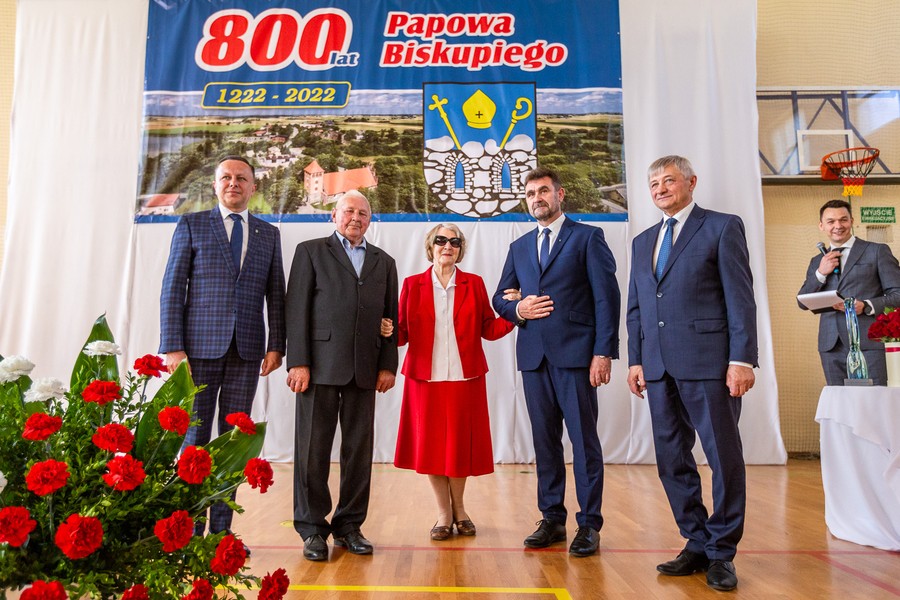 800-lecie Papowa Biskupiego, fot. Szymon Zdziebło/tarantoga.pl dla UMWKP