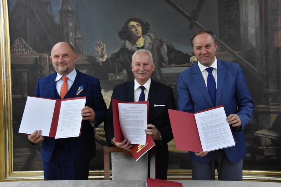 Spotkanie marszałków we Fromborku w sprawie Szlaku Kopernikowskiego, fot. UMWWM