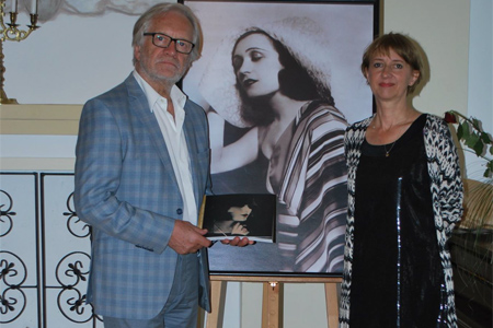 Dorota Łańcucka i Andrzej Seweryn, który otrzymał Politkę w 2017 roku, fot. z arch. Doroty Łańcuckiej