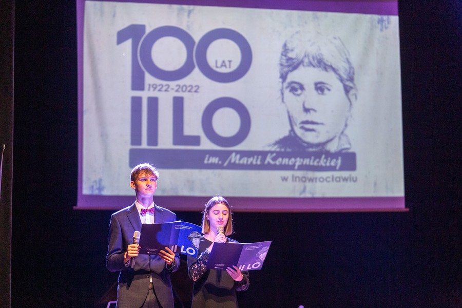 Jubileusz 100-lecia II LO w Inowrocławiu, fot. Szymon Zdziebło/tarantoga.pl dla UMWKP