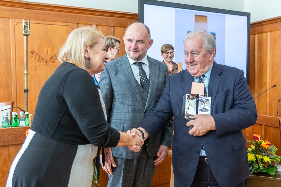 Sesja sejmiku województwa, 26.09.2022, fot. Szymon Zdziebło/tarantoga.pl dla UMWKP