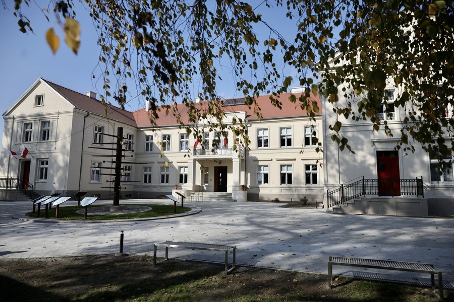 Szkoła w Warszewicach, fot. Andrzej Goiński/UMWKP