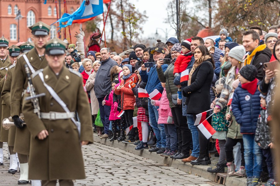 Uroczystości w Toruniu, fot. Szymon Zdziebło/tarantoga.pl dla UMWKP