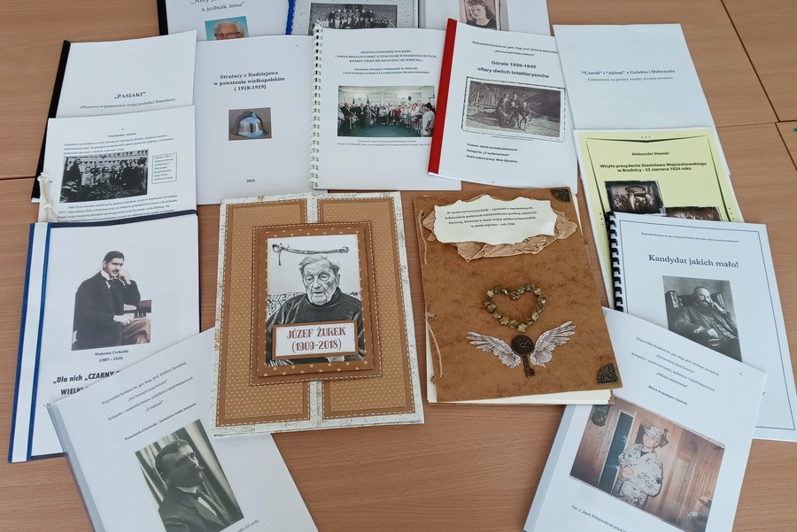 Prace uczestników ubiegłej edycji konkursu, fot. Biblioteka Pedagogiczna w Toruniu