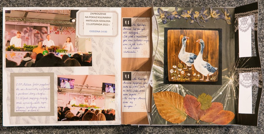 Zwycięska relacja pani Anny Bulińskiej Unisławia w formie własnoręcznie wykonanego albumu. Fot. Andrzej Goiński UMWKP