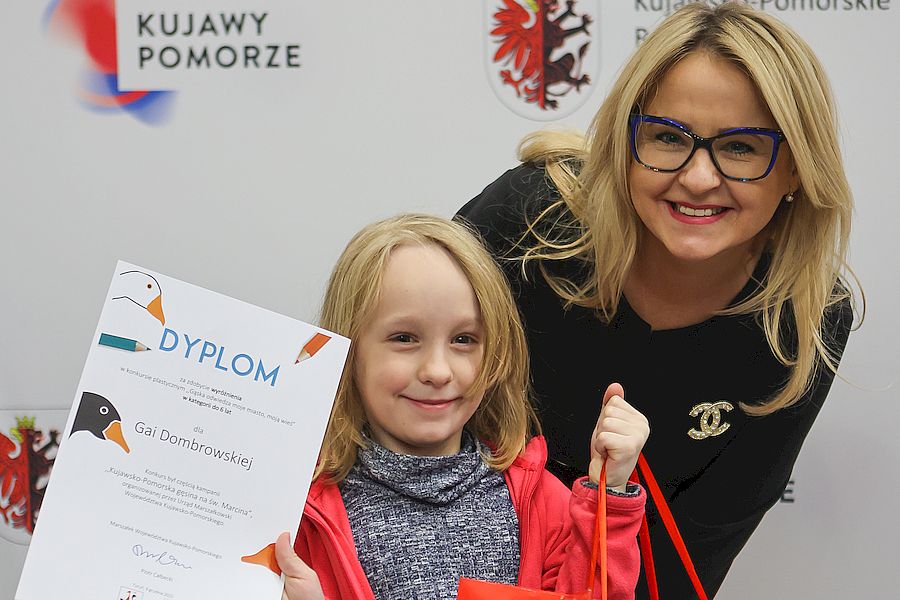 Wręczenie nagród w konkursach w ramach kampanii ,,Kujawsko-Pomorska gęsina na św. Marcina”. Fot. Mikołaj Kuras dla UMWKP