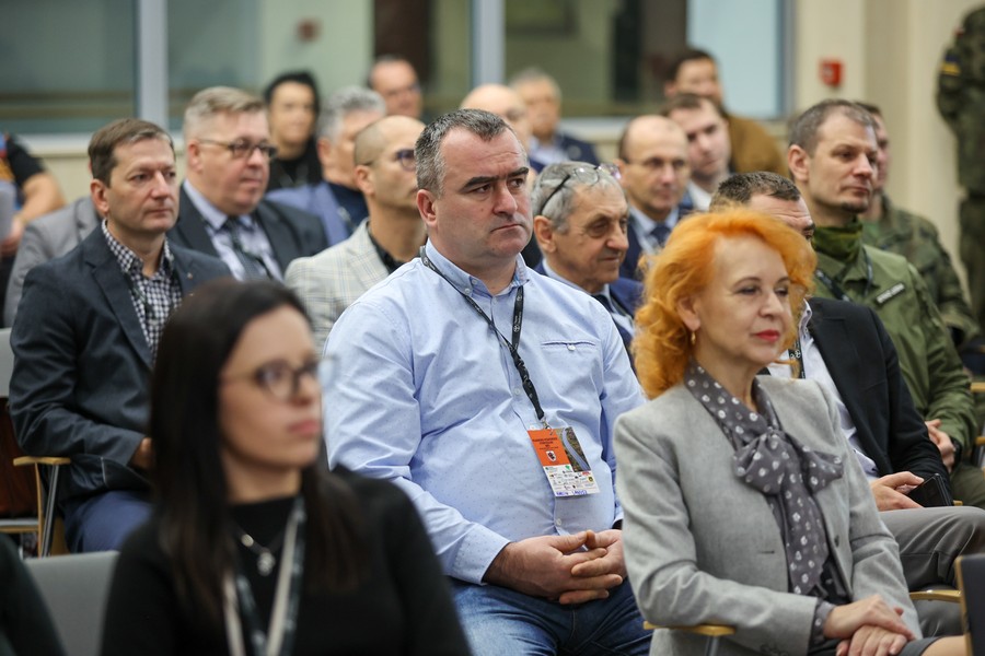 Konferencja na temat bezpieczeństwa w ruchu drogowym, fot. Mikołaj Kuras dla UMWKP