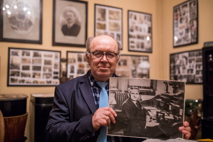 Tomasz Kardaś w swoim domu w Gębicach/Marcinkowie, fot. Andrzej Goiński/UMWKP Tomasz Kardaś w swoim domu w Gębicach/Marcinkowie, fot. Andrzej Goiński/UMWKP