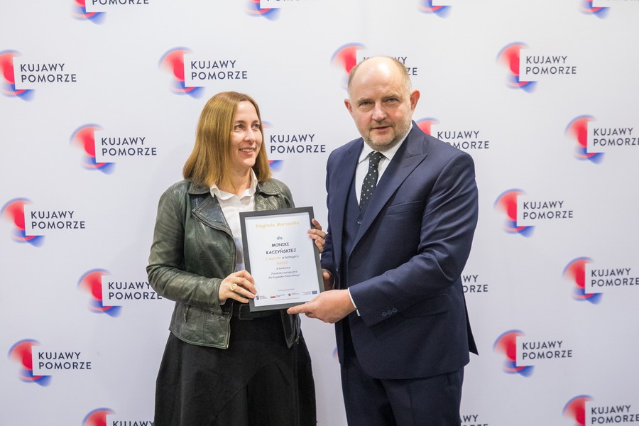 Wręczenie nagród w konkursie dla dziennikarzy, fot. Andrzej Goiński/UMWKP