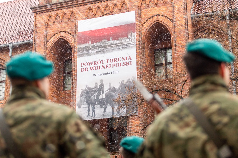 Obchody 103. rocznicy powrotu Torunia do wolnej Polski, fot. Szymon Zdziebło/tarantoga.pl dla UMWKP
