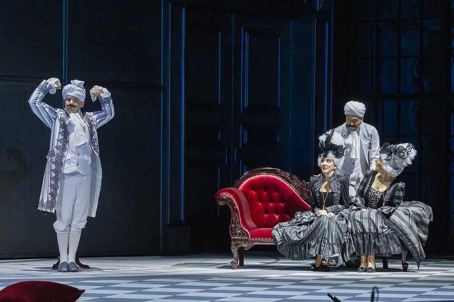 „Cosi fan tutte”, Opera Nova w Bydgoszczy, fot. A. Makowski