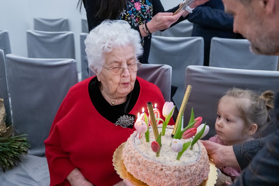 Wręczenie medalu Unitas Durat pani Marii Kosabuckiej, fot. Mikołaj Kuras dla UMWKP