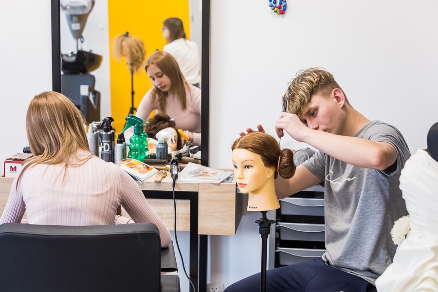 Nowe pracownie i budynek SOSW im. Maczka w Bydgoszczy, fot. Tomasz Czachorowski/eventphoto.com.pl dla UMWKP