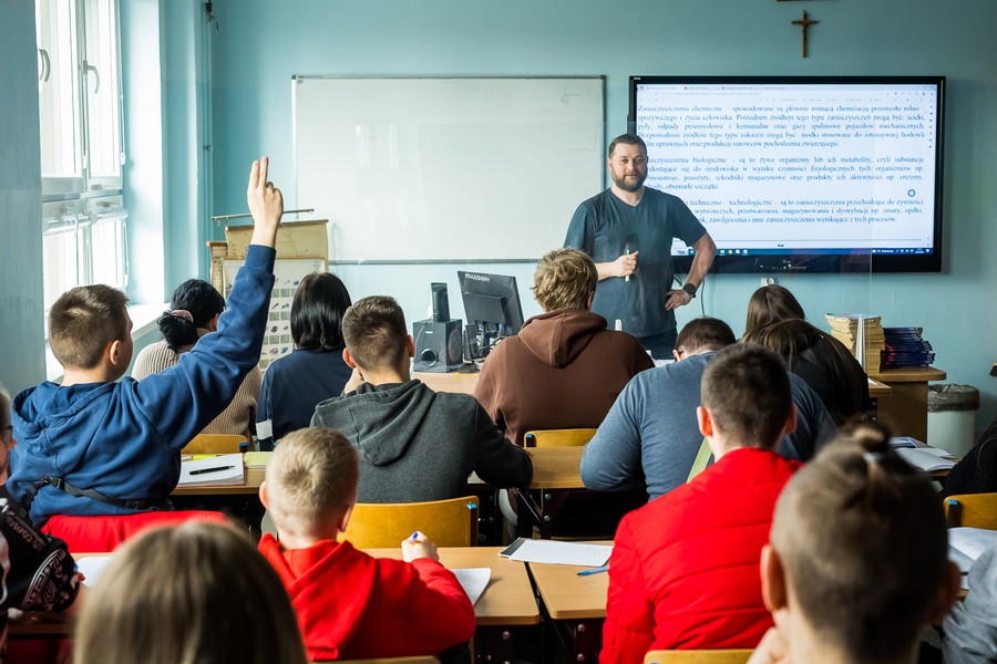 Sześć nowych pracowni nauki zawodu to efekt rozbudowy Kujawsko-Pomorskiego Centrum Kształcenia Zawodowego w Bydgoszczy, fot. Tomasz Czachorowski dla UMWKP
