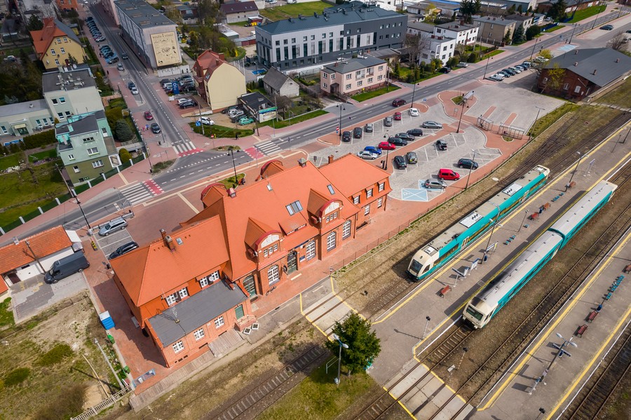 Dworzec kolejowy w Tucholi, fot. Tomasz Czachorowski/eventphoto.com.pl dla UMWKP