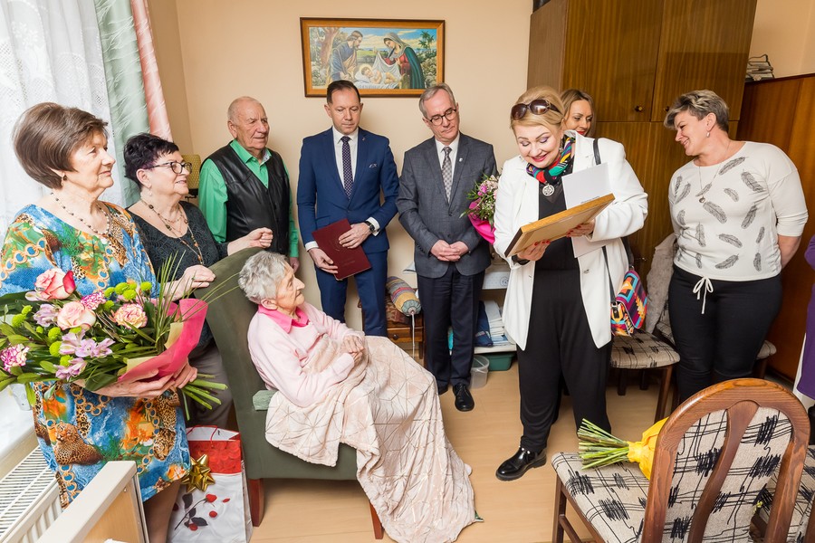 Medal Unitas Durat dla Heleny Mudło, fot. Tomasz Czachorowski eventphoto.com.pl dla UMWKP