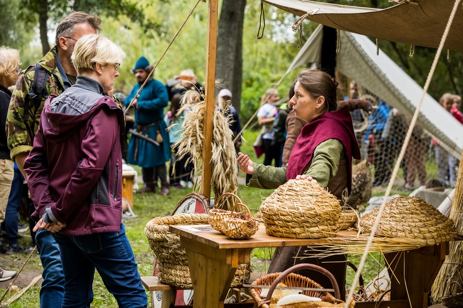 Festyn Archeologiczny w Biskupinie, fot. Tomasz Czachorowski dla UMWKP/eventphoto.eu
