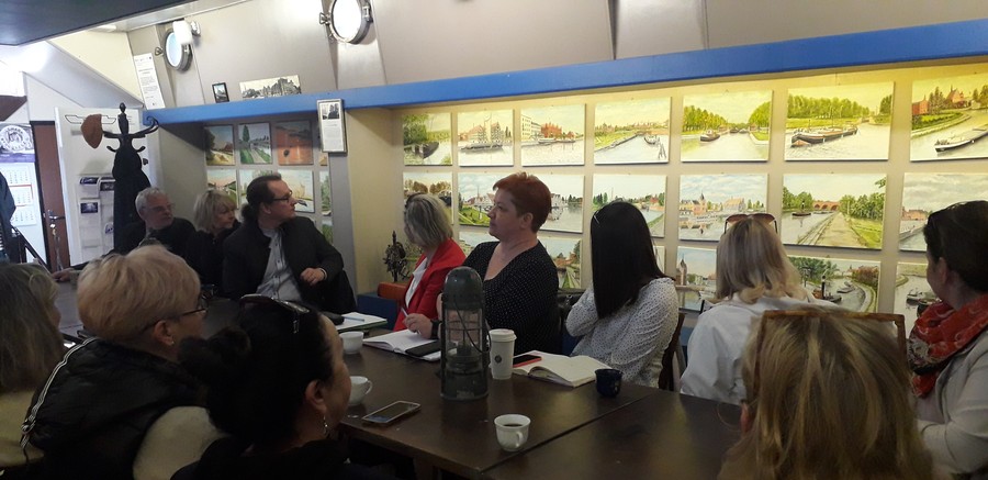 Uczestnicy spotkania na Barce Lemara, fot. KPCEN Bydgoszcz