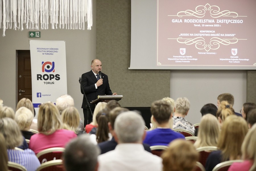 Konferencja „Rodzic na zastępstwo – miłość na zawsze”, fot. Andrzej Goiński/UMWKP