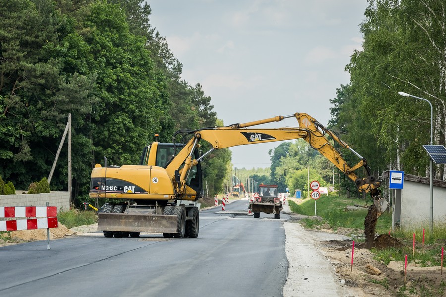 Modernizacja drogi wojewódzkiej nr 254 na trasie Brzoza-Łabiszyn, fot. Tomasz Czachorowski/eventphoto.com.pl dla UMWKP