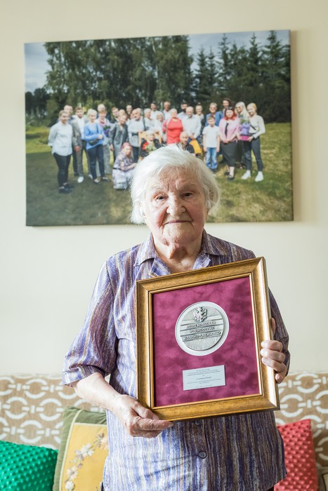 Czesława Horyd odznaczona Madalem Marszałka, fot. Tomasz Czachorowski/eventphoto.com.pl dla UMWKP