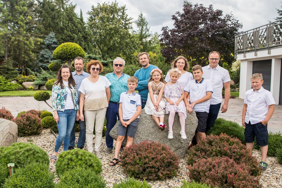 Jan i Danuta Łuczakowie z rodziną, fot. Andrzej Goiński/UMWKP