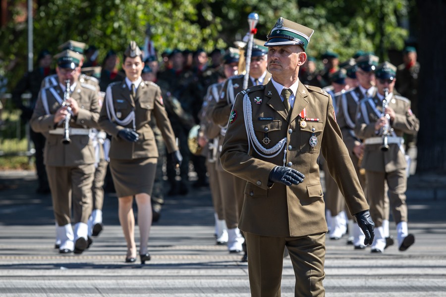 Święto Wojska Polskiego, fot. Szymon Zdziebło/www.tarantoga.pl dla UMWKP