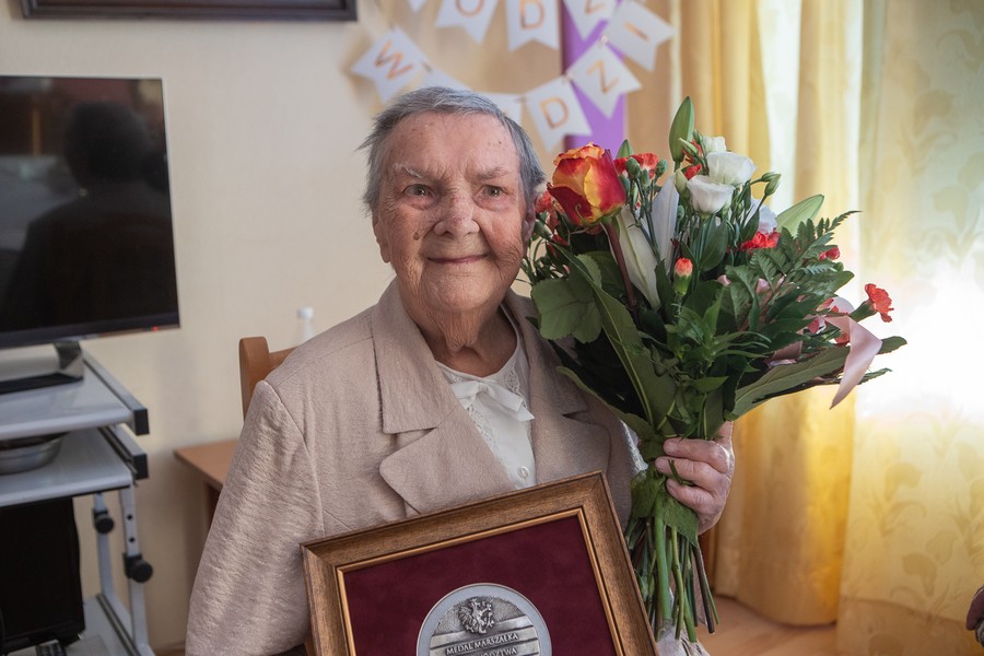 Wanda Nowak odznaczona medalem Unitas Durat, fot. Mikołaj Kuras dla UMWKP