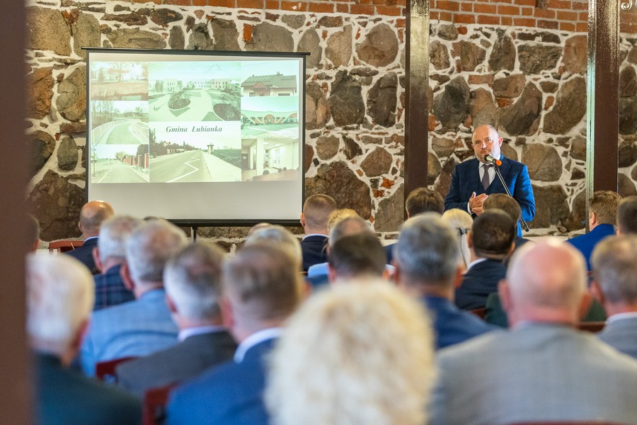 Posiedzenie Konwentu Wójtów w Zamku Bierzgłowskim, fot. Szymon Zdziebło/tarantoga.pl dla UMWKP