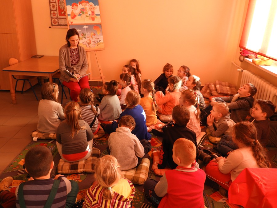 Czytanie fragmentu książki 12 ważnych opowieści