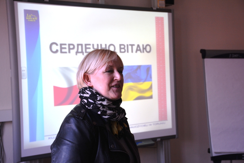 Dyrektor KPCEN wita gości