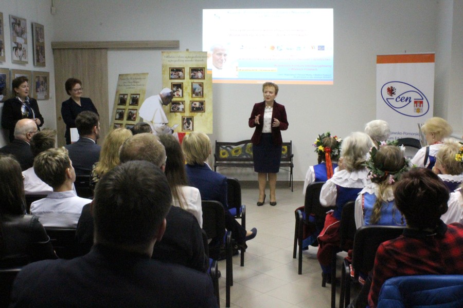 Dyrektor Departamentu Edukacji i Kształcenia Ustawicznego Domicela Kopaczewska