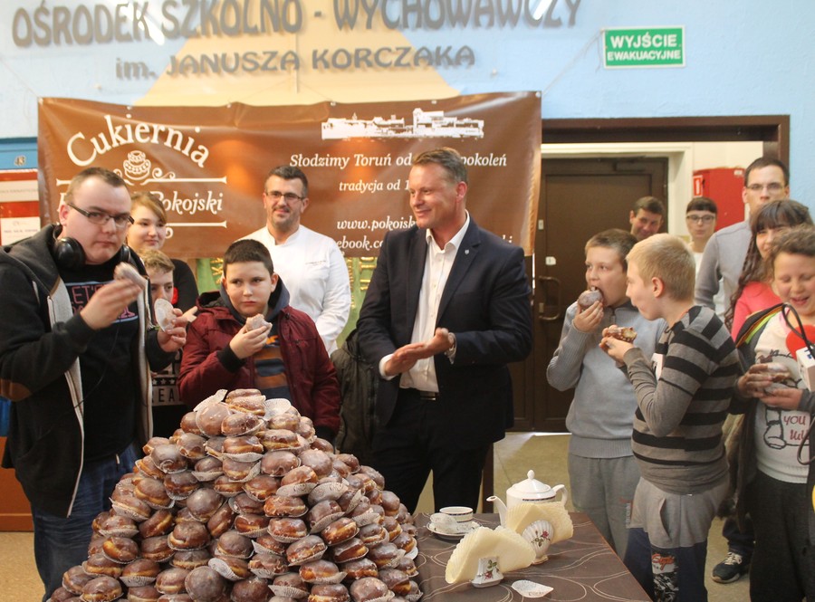 Akcja -PĄCZKI- SOSW fot. Agnieszka Śledź