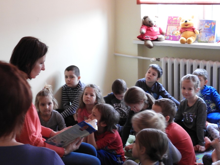 Czytanie fragmentu książki 12 ważnych opowieści