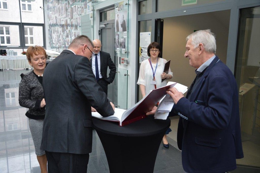 Konferencja naukowa dla stypendystów projektu "Prymus Pomorza i Kujaw", fot. W.Drozdowski