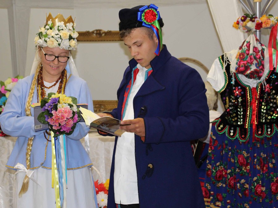 Uczniowie Zespołu Szkół Ekonomicznych we Włocławku